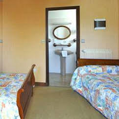 Le Relais Des Monedieres Hotel Seilhac Екстериор снимка